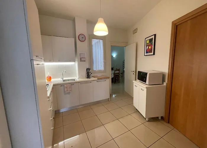 Centrico A 100 Metri Dal Mare.