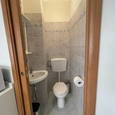 아파트 Centrico A 100 Metri Dal Mare. 비아레지오